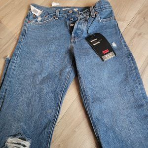Brand new levi wedgie jeans size 25